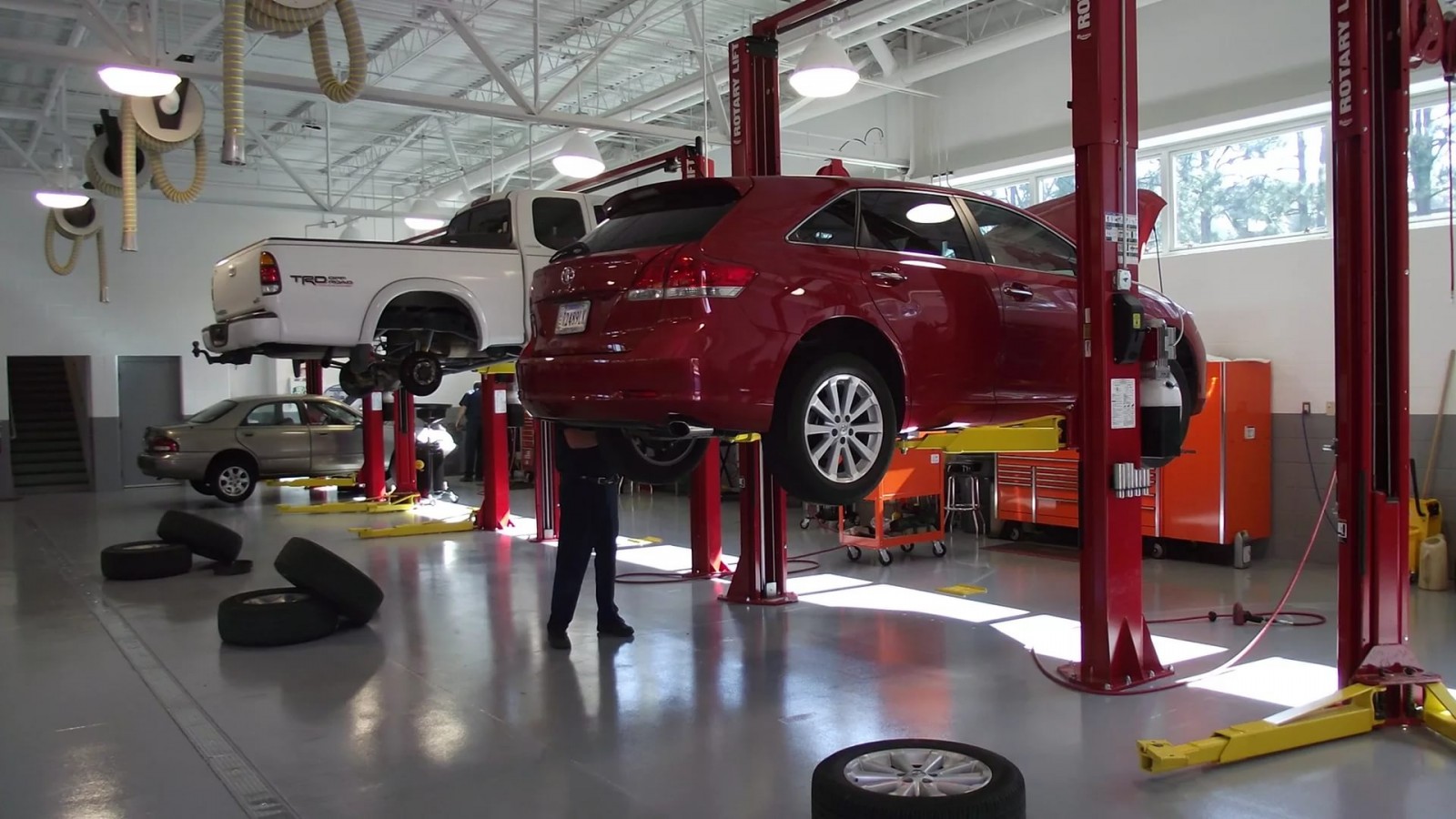 Remont Cars – станция технического обслуживания автомобилей любого класса и уровня. 